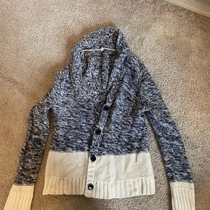 GAP sweater